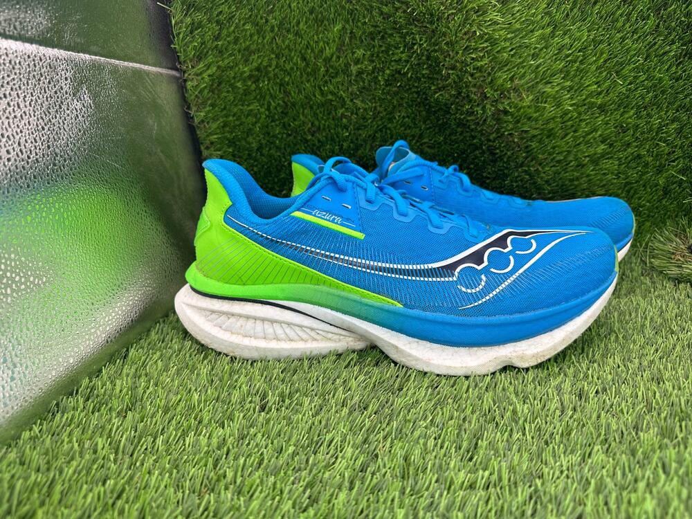 Saucony Endorphin Azura S21070-150 Athletic Sneaker Men's 11 Blue Mesh Training